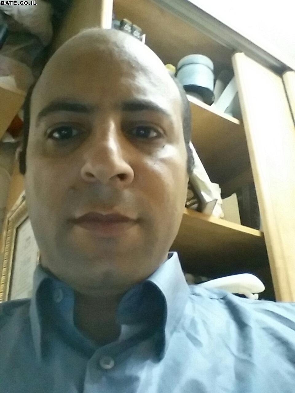 אורי